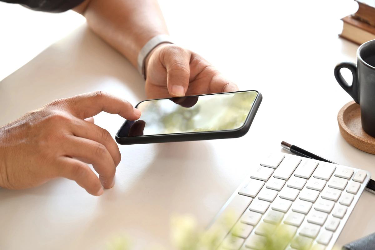 Kebijakan Privasi dan Keamanan pada Apple Search Ads